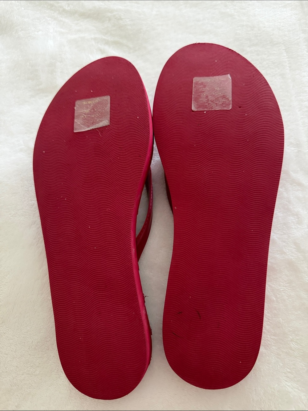 Tory Burch Burgundy Quilted Flip Flop Sandals size 9 - Picture 3 of 4